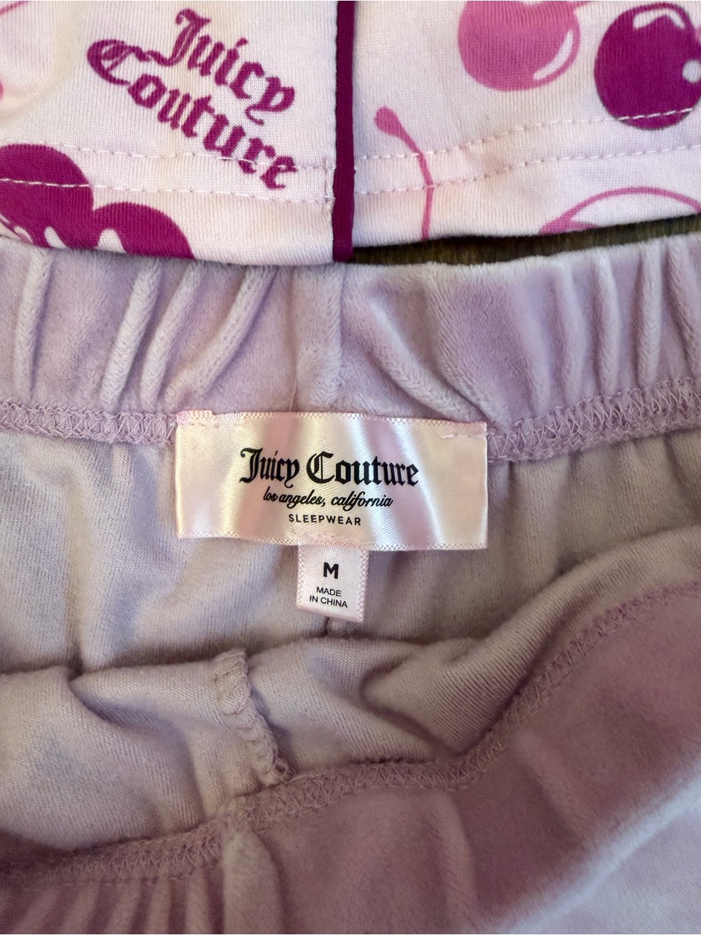 Juicy Couture Pink logo Cherry-Print top Short Pajama Set Sz M - Picture 7 of 15